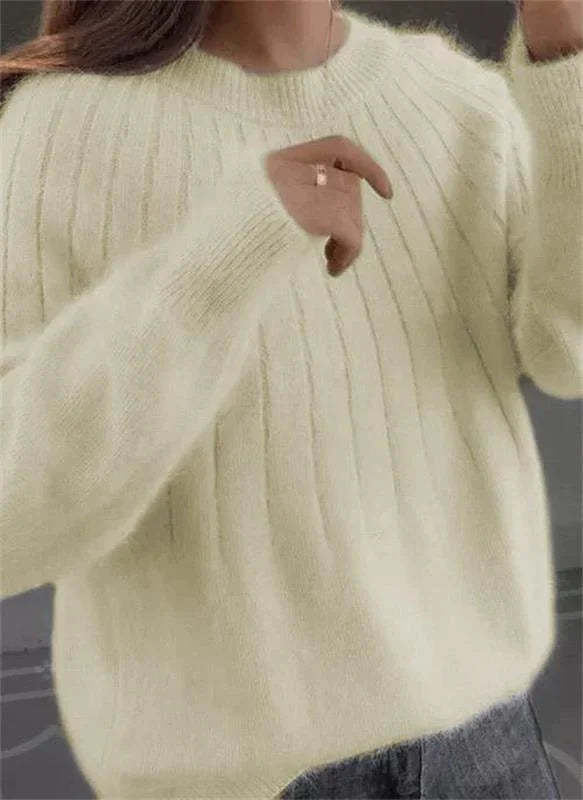 Women's fluffy cashmere like knitted jumper