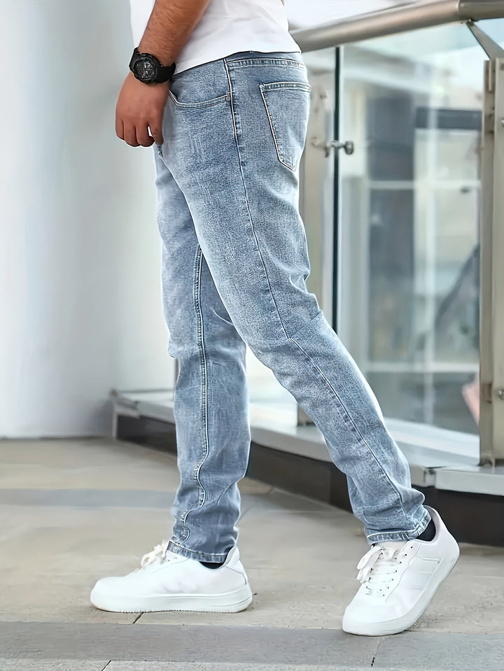 Slim-fit casual jeans for men