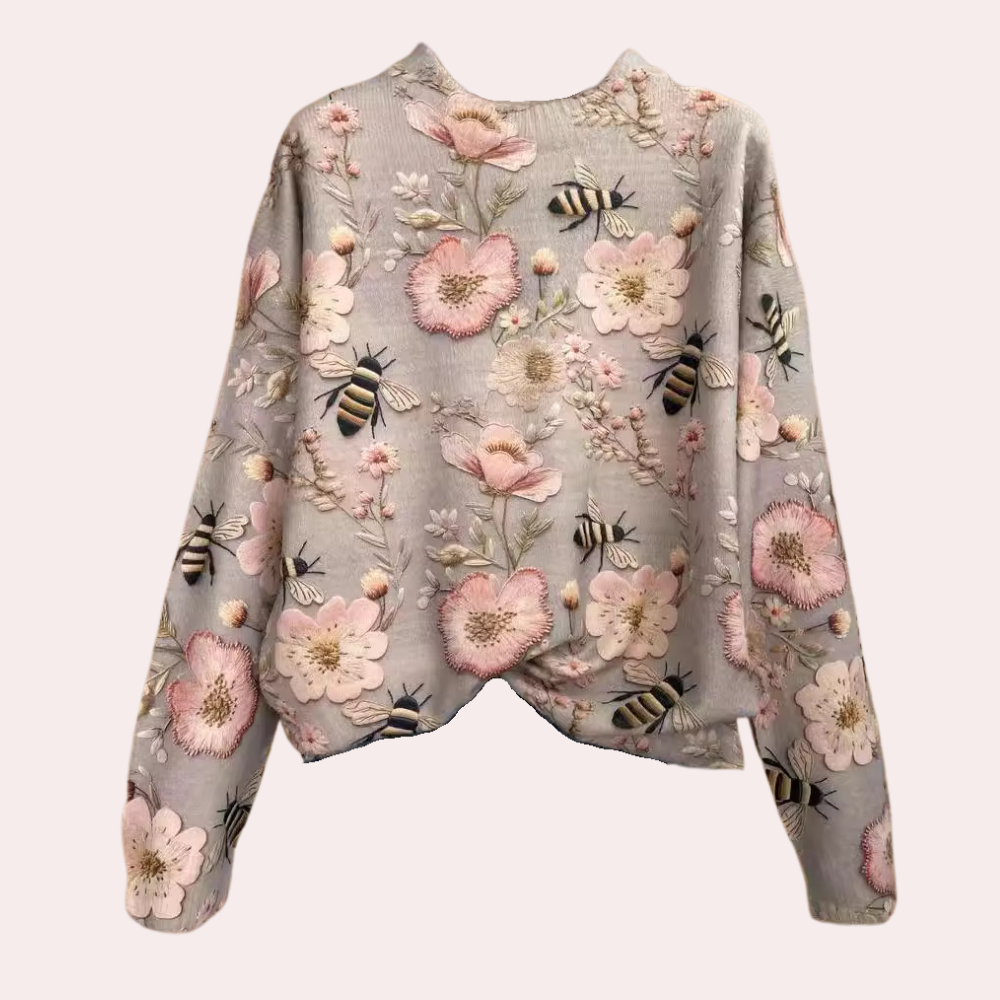 Women's fashionable sweater