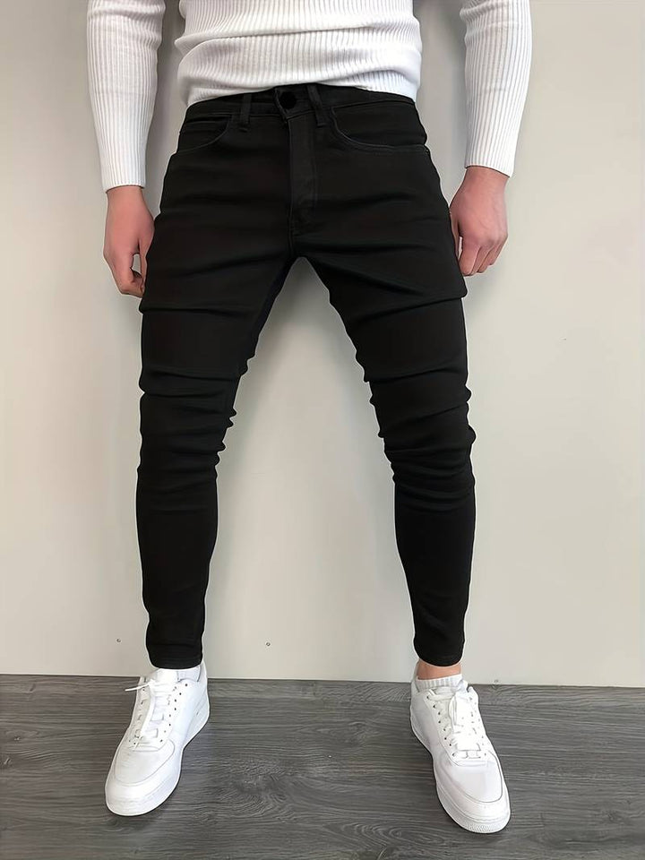 Men's street style classic jeans